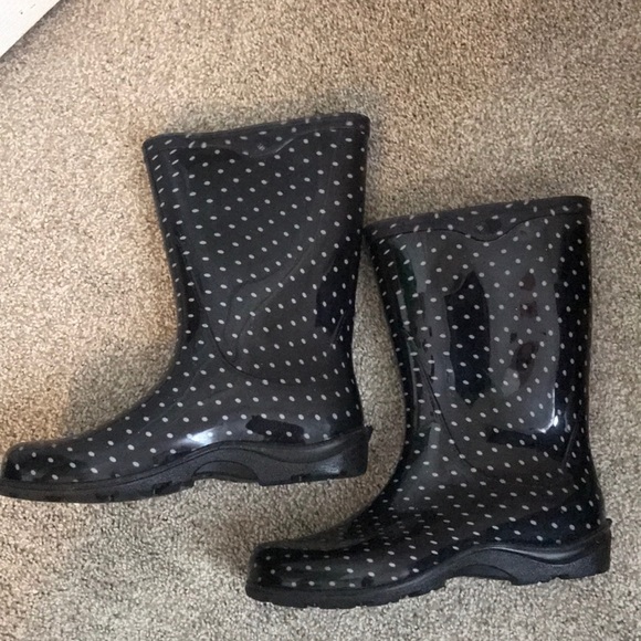 Rain boots - Picture 2 of 2